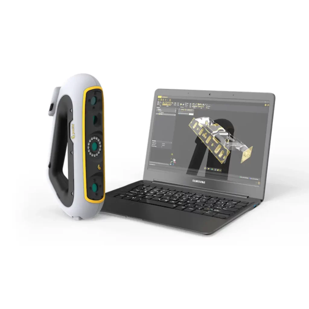 Scanner 3D Peel 3 ao lado de notebook exibindo modelo digital renderizado em software de escaneamento.